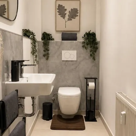 Meba Living Premium Queensize Bett, Wlan, Kueche & Nespresso Apartment *